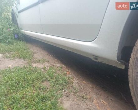 Белый Дачия Логан, объемом двигателя 1.46 л и пробегом 310 тыс. км за 3600 $, фото 4 на Automoto.ua