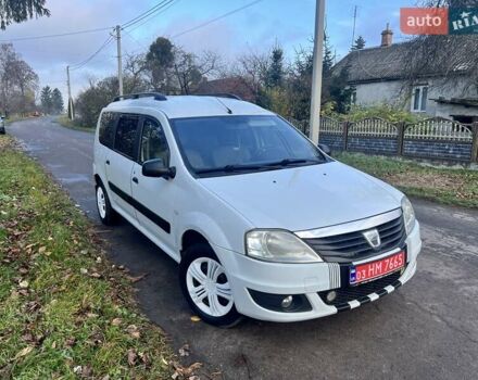 Белый Дачия Логан, объемом двигателя 1.6 л и пробегом 231 тыс. км за 4550 $, фото 4 на Automoto.ua