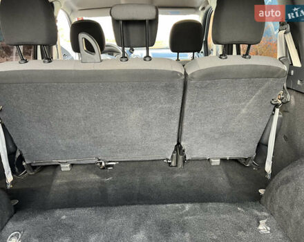 Дачія Logan 2012 у Рівному на Automoto.ua Білий Дачія Logan, об'ємом двигуна 1.6 л та пробігом 181 тис. км за 5200 $, фото 7 на Automoto.ua