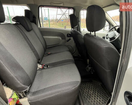 Белый Дачия Логан, объемом двигателя 1.46 л и пробегом 217 тыс. км за 6600 $, фото 17 на Automoto.ua