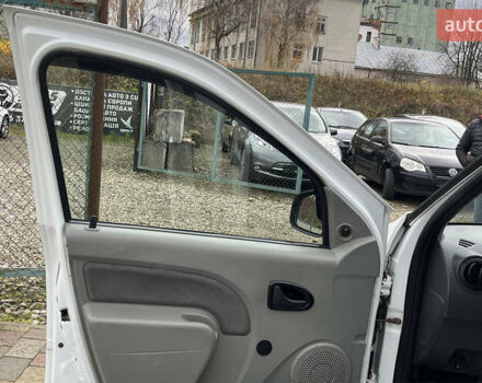 Белый Дачия Логан, объемом двигателя 1.46 л и пробегом 217 тыс. км за 6600 $, фото 14 на Automoto.ua