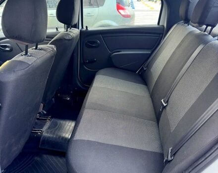 Білий Дачія Logan, об'ємом двигуна 12 л та пробігом 242 тис. км за 4200 $, фото 7 на Automoto.ua