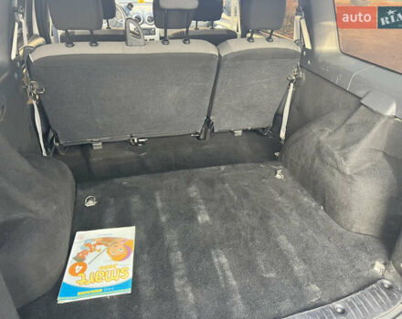 Дачія Logan 2012 у Рівному на Automoto.ua Білий Дачія Logan, об'ємом двигуна 1.6 л та пробігом 181 тис. км за 5200 $, фото 8 на Automoto.ua