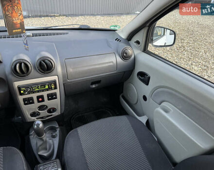 Белый Дачия Логан, объемом двигателя 1.5 л и пробегом 217 тыс. км за 6200 $, фото 29 на Automoto.ua