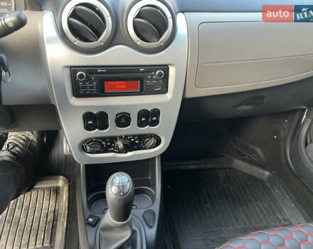 Дачія Logan 2012 у Рівному на Automoto.ua Білий Дачія Logan, об'ємом двигуна 1.6 л та пробігом 181 тис. км за 5200 $, фото 10 на Automoto.ua