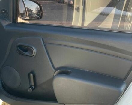 Белый Дачия Логан, объемом двигателя 1.6 л и пробегом 165 тыс. км за 5900 $, фото 11 на Automoto.ua