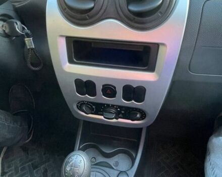 Белый Дачия Логан, объемом двигателя 1.6 л и пробегом 165 тыс. км за 5900 $, фото 13 на Automoto.ua