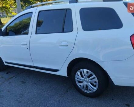 Дачія Logan 2014 у Никополе на Automoto.ua Білий Дачія Logan, об'ємом двигуна 1.5 л та пробігом 126 тис. км за 7800 $, фото 1 на Automoto.ua