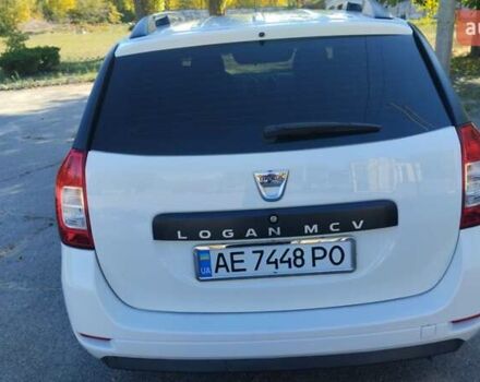 Дачія Logan 2014 у Никополе на Automoto.ua Білий Дачія Logan, об'ємом двигуна 1.5 л та пробігом 126 тис. км за 7800 $, фото 3 на Automoto.ua