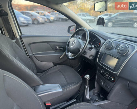 Дачія Logan 2015 у Хмельницькому на Automoto.ua Білий Дачія Logan, об'ємом двигуна 1.5 л та пробігом 290 тис. км за 6800 $, фото 24 на Automoto.ua