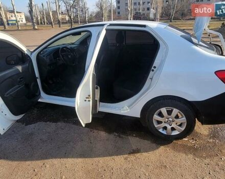 Білий Дачія Logan, об'ємом двигуна 1.2 л та пробігом 186 тис. км за 5100 $, фото 14 на Automoto.ua