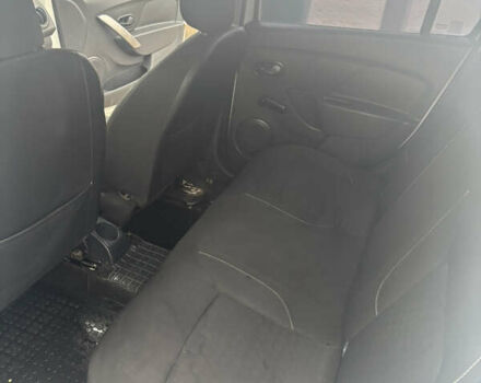 Белый Дачия Логан, объемом двигателя 1.5 л и пробегом 282 тыс. км за 7000 $, фото 9 на Automoto.ua