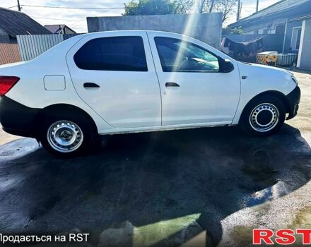 Белый Дачия Логан, объемом двигателя 1.1 л и пробегом 448 тыс. км за 3550 $, фото 3 на Automoto.ua