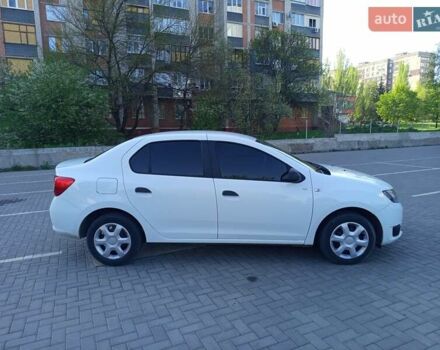Белый Дачия Логан, объемом двигателя 1.2 л и пробегом 180 тыс. км за 6400 $, фото 5 на Automoto.ua
