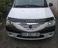 Белый Дачия Логан, объемом двигателя 1.6 л и пробегом 205 тыс. км за 6026 $, фото 1 на Automoto.ua