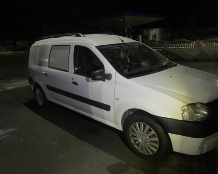 Білий Дачія Logan, об'ємом двигуна 1.6 л та пробігом 410 тис. км за 3650 $, фото 7 на Automoto.ua