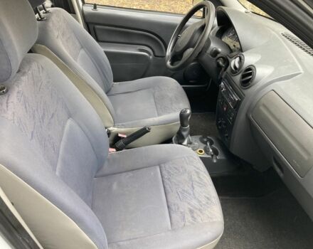 Белый Дачия Логан, объемом двигателя 1.4 л и пробегом 259 тыс. км за 3300 $, фото 7 на Automoto.ua