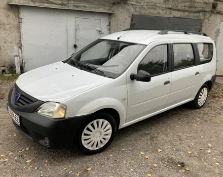 Белый Дачия Логан, объемом двигателя 1.4 л и пробегом 259 тыс. км за 3300 $, фото 1 на Automoto.ua