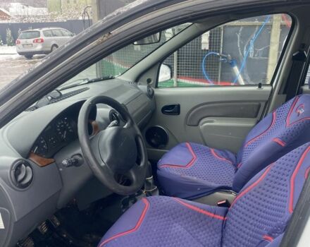 Белый Дачия Логан, объемом двигателя 1.6 л и пробегом 410 тыс. км за 3250 $, фото 15 на Automoto.ua