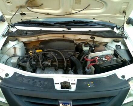 Білий Дачія Logan, об'ємом двигуна 1.4 л та пробігом 222 тис. км за 3499 $, фото 23 на Automoto.ua