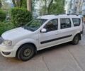 Белый Дачия Логан, объемом двигателя 1.6 л и пробегом 213 тыс. км за 5100 $, фото 1 на Automoto.ua