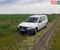 Белый Дачия Логан, объемом двигателя 1.4 л и пробегом 200 тыс. км за 5000 $, фото 1 на Automoto.ua