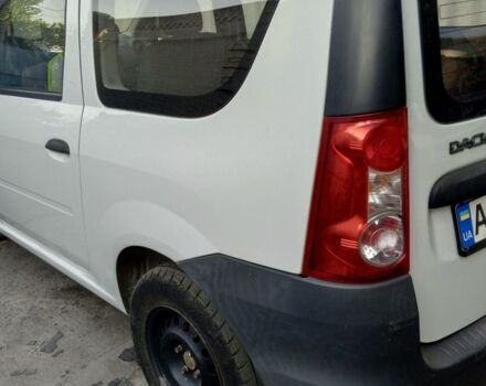 Білий Дачія Logan, об'ємом двигуна 1.4 л та пробігом 152 тис. км за 4445 $, фото 4 на Automoto.ua