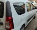 Белый Дачия Логан, объемом двигателя 1.6 л и пробегом 260 тыс. км за 5799 $, фото 3 на Automoto.ua