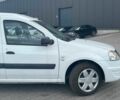 Дачия Логан 2012 в Львове на Automoto.ua Белый Дачия Логан, объемом двигателя 1.6 л и пробегом 214 тыс. км за 6890 $, фото 7 на Automoto.ua