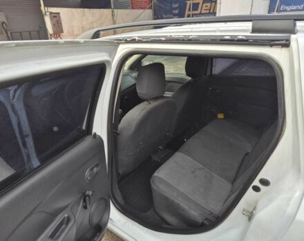 Белый Дачия Логан, объемом двигателя 1.1 л и пробегом 248 тыс. км за 6100 $, фото 8 на Automoto.ua