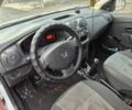 Белый Дачия Логан, объемом двигателя 1.1 л и пробегом 248 тыс. км за 6100 $, фото 7 на Automoto.ua