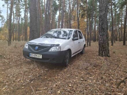 Белый Дачия Логан, объемом двигателя 1.4 л и пробегом 405 тыс. км за 2700 $, фото 1 на Automoto.ua