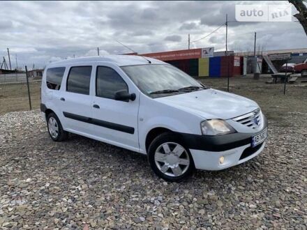 Білий Дачія Logan, об'ємом двигуна 1.6 л та пробігом 252 тис. км за 5400 $, фото 1 на Automoto.ua