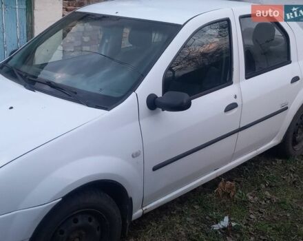 Белый Дачия Логан, объемом двигателя 1.4 л и пробегом 164 тыс. км за 2500 $, фото 1 на Automoto.ua