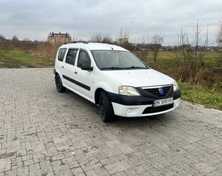 Білий Дачія Logan, об'ємом двигуна 1.6 л та пробігом 302 тис. км за 3800 $, фото 1 на Automoto.ua