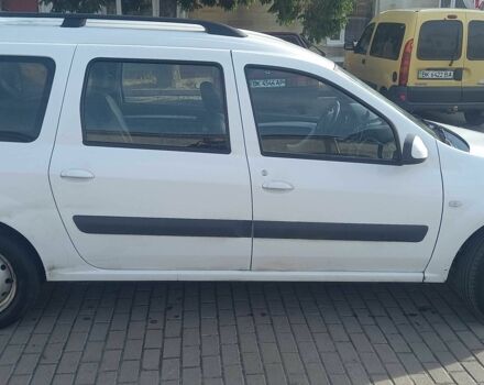 Білий Дачія Logan, об'ємом двигуна 1.6 л та пробігом 300 тис. км за 4524 $, фото 1 на Automoto.ua