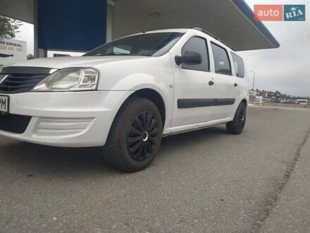 Дачия Логан 2010 в Запорожье на Automoto.ua Белый Дачия Логан, объемом двигателя 1.46 л и пробегом 241 тыс. км за 4900 $, фото 1 на Automoto.ua