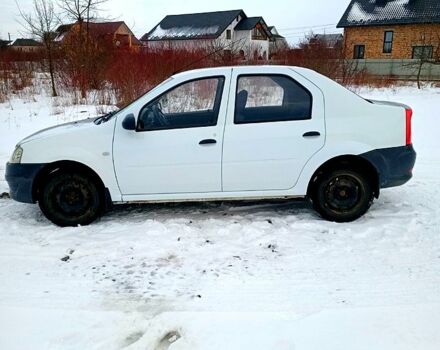 Белый Дачия Логан, объемом двигателя 1.4 л и пробегом 240 тыс. км за 2650 $, фото 1 на Automoto.ua