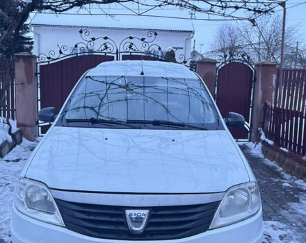 Белый Дачия Логан, объемом двигателя 1.5 л и пробегом 196 тыс. км за 5100 $, фото 1 на Automoto.ua