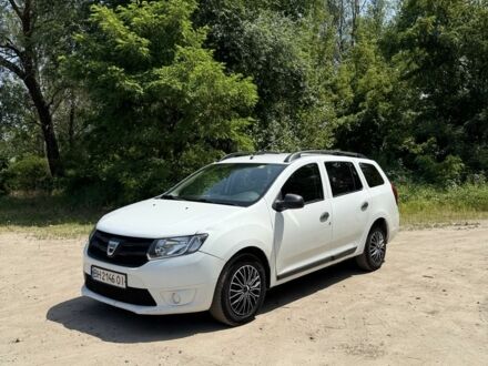 Дачия Логан 2016 в Днепре (Днепропетровске) на Automoto.ua Белый Дачия Логан, объемом двигателя 1.1 л и пробегом 246 тыс. км за 4200 $, фото 1 на Automoto.ua