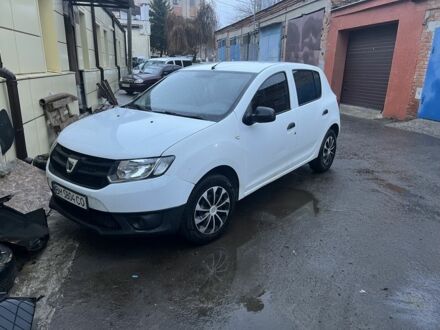 Белый Дачия Логан, объемом двигателя 1.1 л и пробегом 150 тыс. км за 4750 $, фото 1 на Automoto.ua