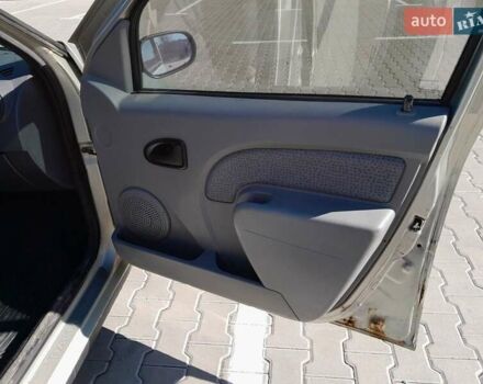 Бежевый Дачия Логан, объемом двигателя 1.6 л и пробегом 548 тыс. км за 2500 $, фото 16 на Automoto.ua