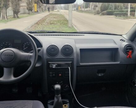 Бежевий Дачія Logan, об'ємом двигуна 1.4 л та пробігом 189 тис. км за 2700 $, фото 4 на Automoto.ua