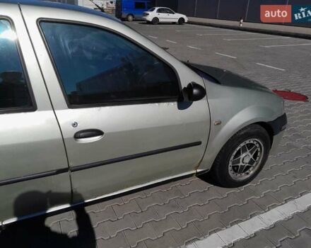 Бежевый Дачия Логан, объемом двигателя 1.6 л и пробегом 548 тыс. км за 2500 $, фото 4 на Automoto.ua