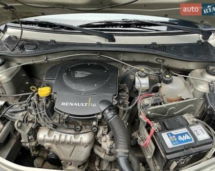 Бежевый Дачия Логан, объемом двигателя 1.4 л и пробегом 120 тыс. км за 5500 $, фото 18 на Automoto.ua