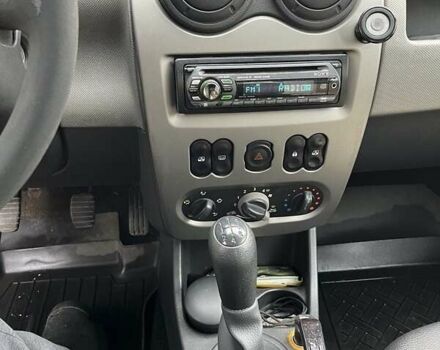 Бежевый Дачия Логан, объемом двигателя 1.4 л и пробегом 120 тыс. км за 5500 $, фото 14 на Automoto.ua