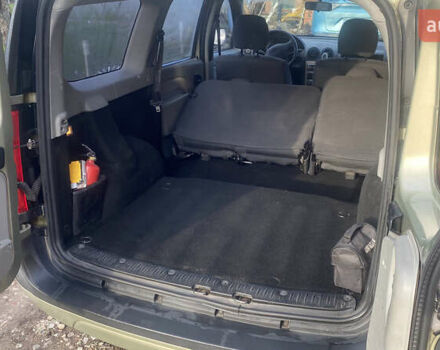 Бежевый Дачия Логан, объемом двигателя 1.6 л и пробегом 110 тыс. км за 5500 $, фото 8 на Automoto.ua