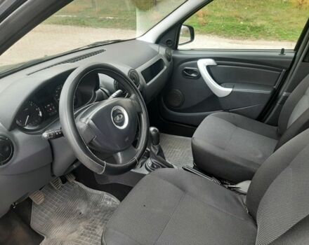 Черный Дачия Логан, объемом двигателя 1.6 л и пробегом 166 тыс. км за 3700 $, фото 4 на Automoto.ua