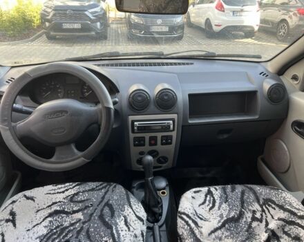 Чорний Дачія Logan, об'ємом двигуна 1.4 л та пробігом 280 тис. км за 2500 $, фото 7 на Automoto.ua