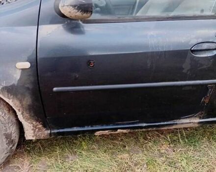 Чорний Дачія Logan, об'ємом двигуна 1.4 л та пробігом 176 тис. км за 1500 $, фото 32 на Automoto.ua